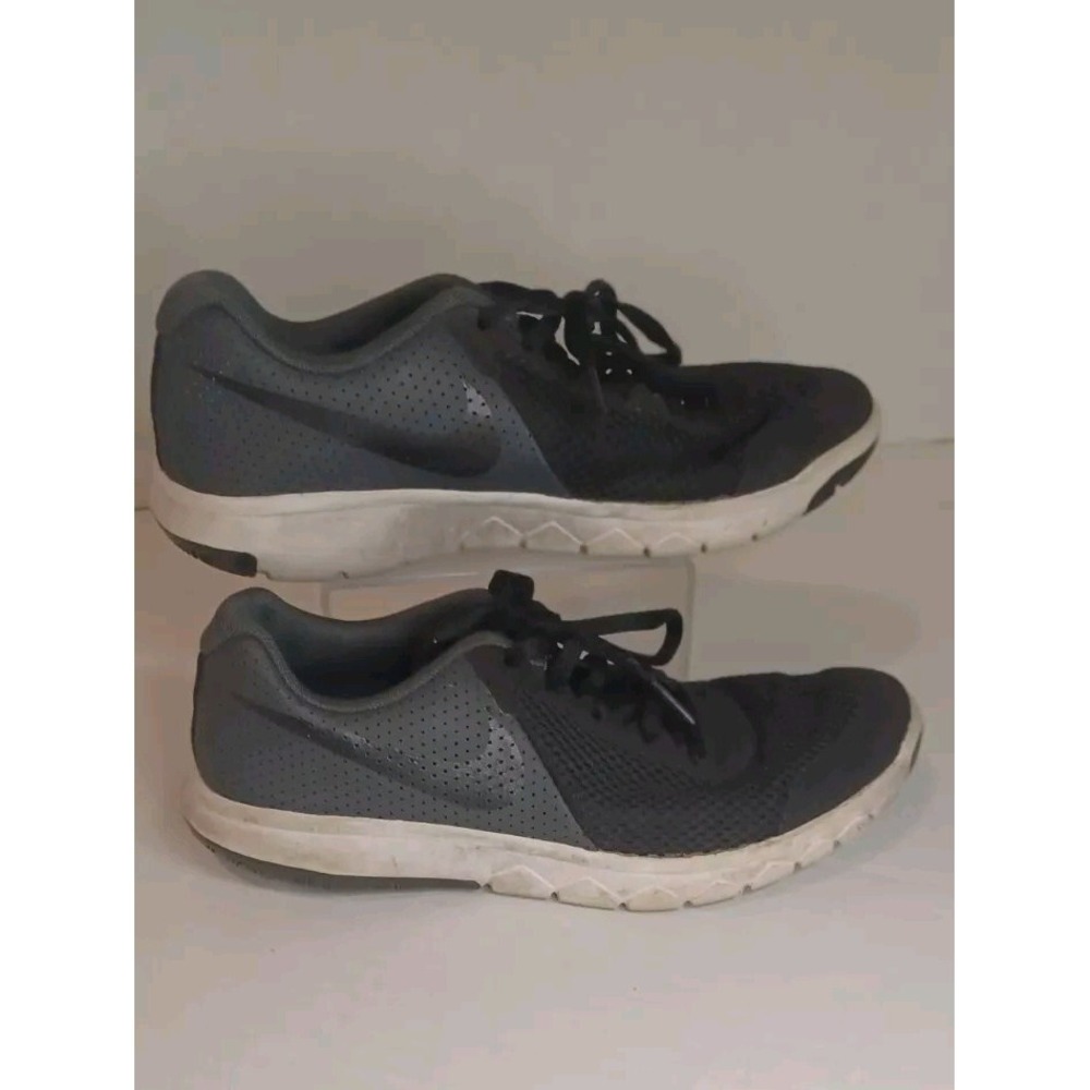 Nike Flex‎ Experience RN 5 4Y Black and Grey Great Condition